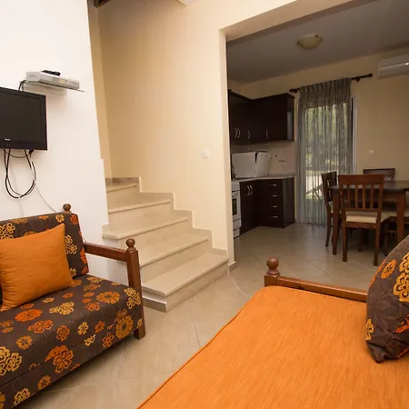 Апартаменты Parea Каламици